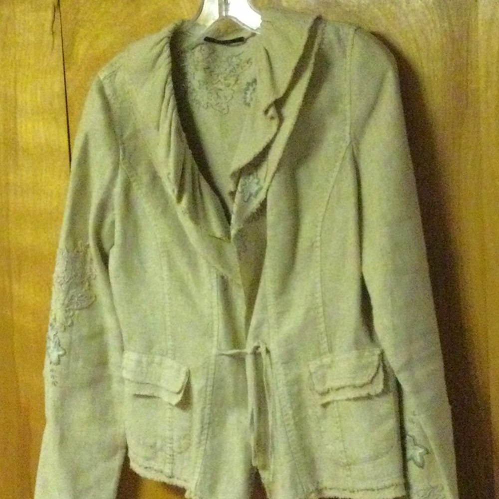 Elie Tahari linen jacket